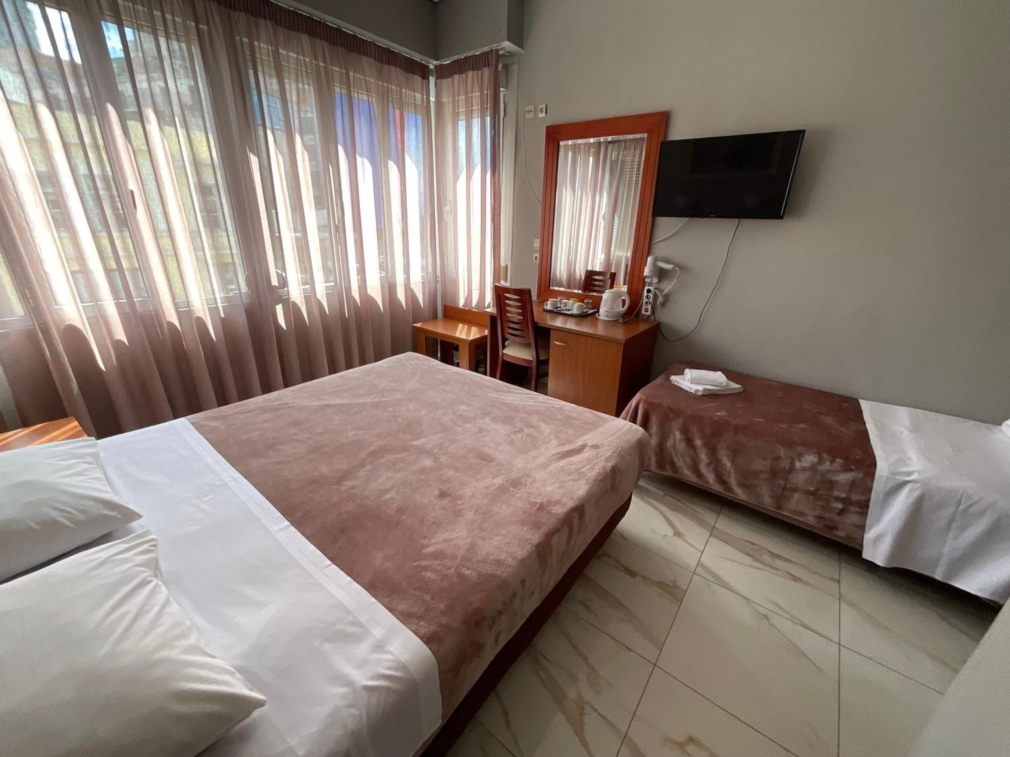 Piraeus Acropole Hotel Zewnętrze zdjęcie