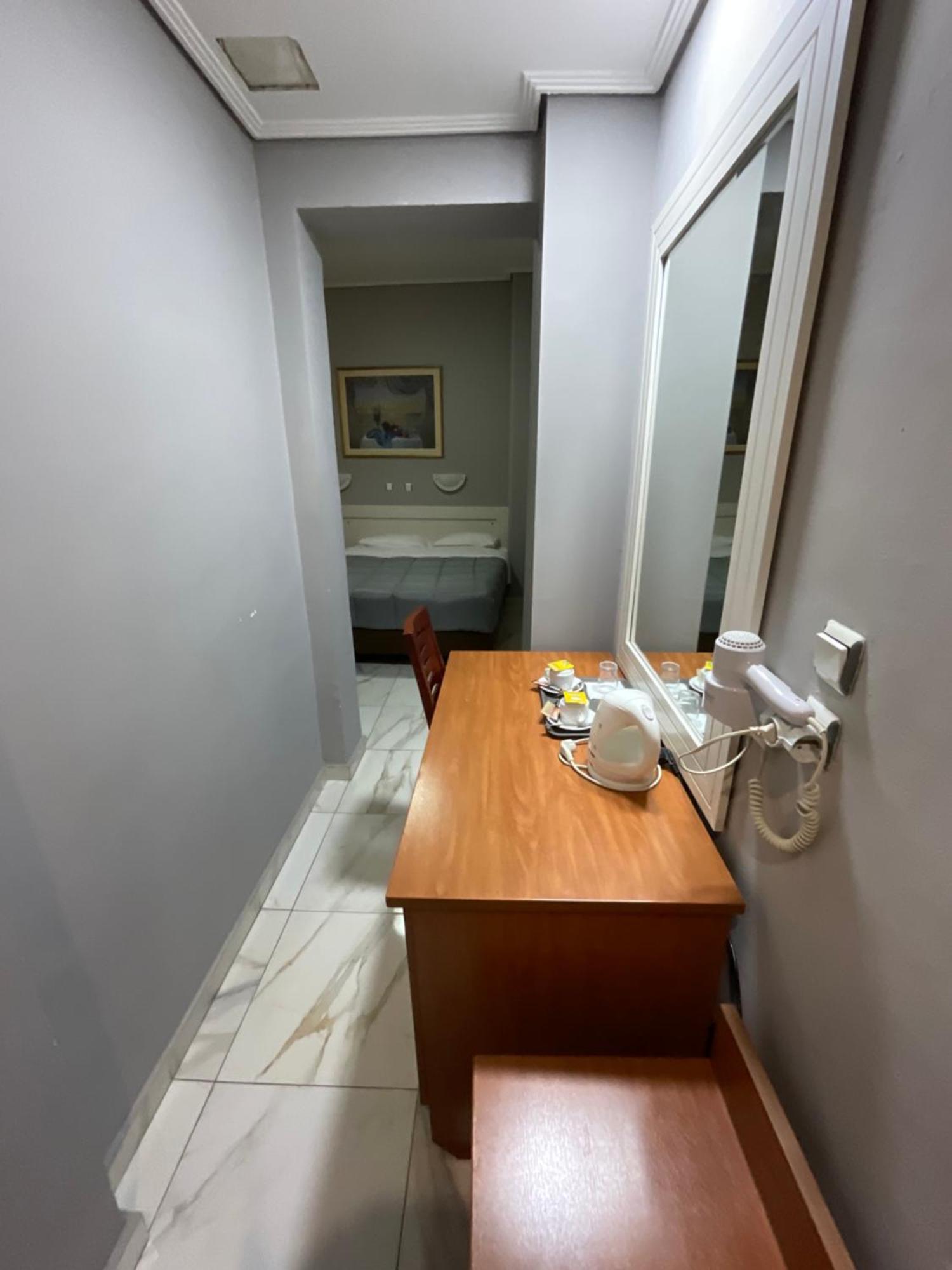 Piraeus Acropole Hotel Zewnętrze zdjęcie